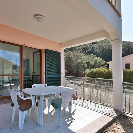 شقة Il Terrazzo Su - Goelba