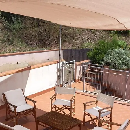 Il Terrazzo Su - Goelba 公寓 Nisporto